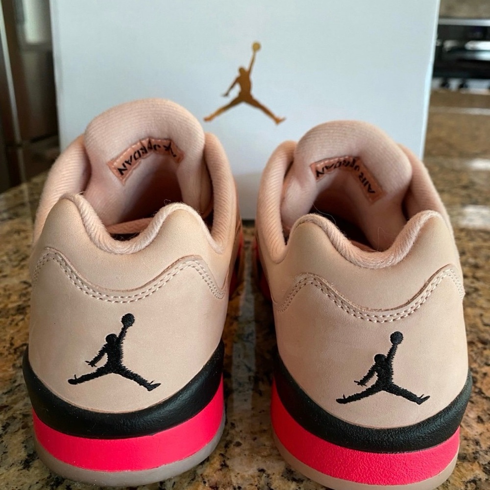 Jordan Women’s Air Jordan 5 Retro Low Peach Pink Black Red Accent - Picture 3 of 4